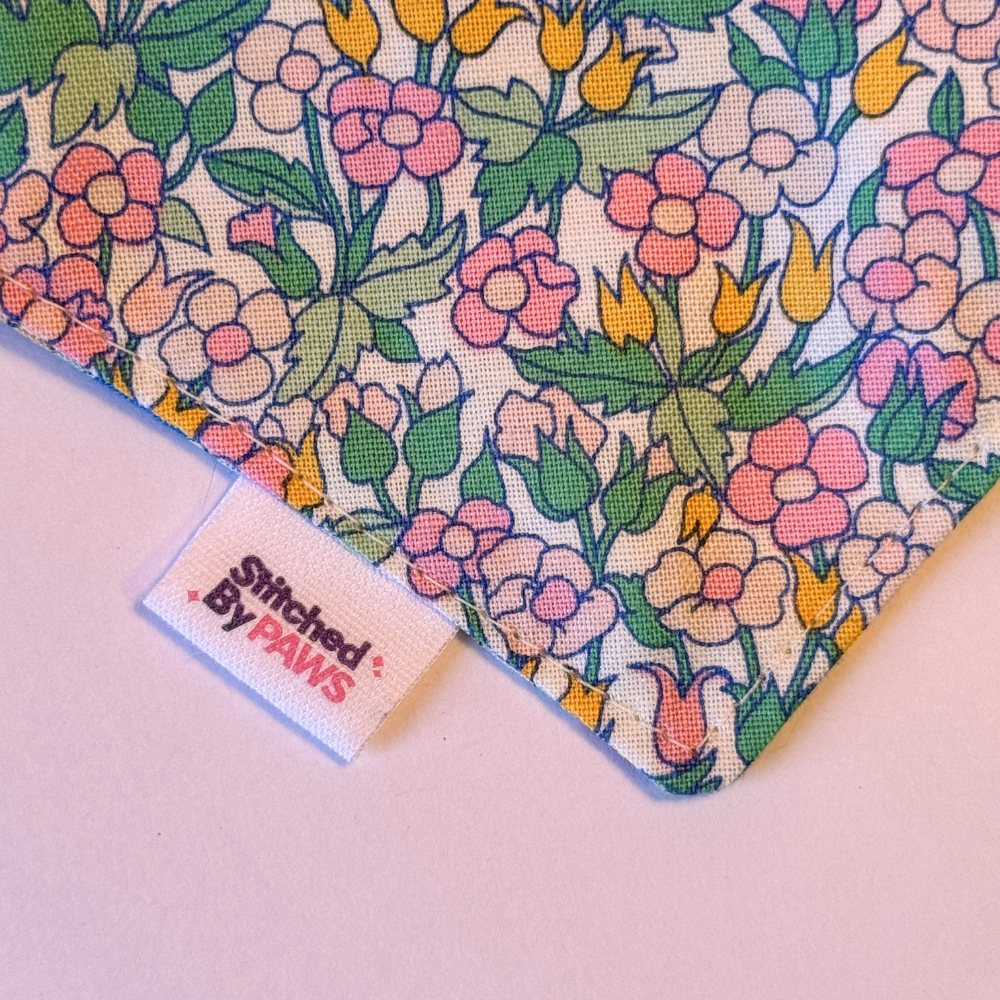 Snap & Scamper Pet Bandanas - Daydream Garden